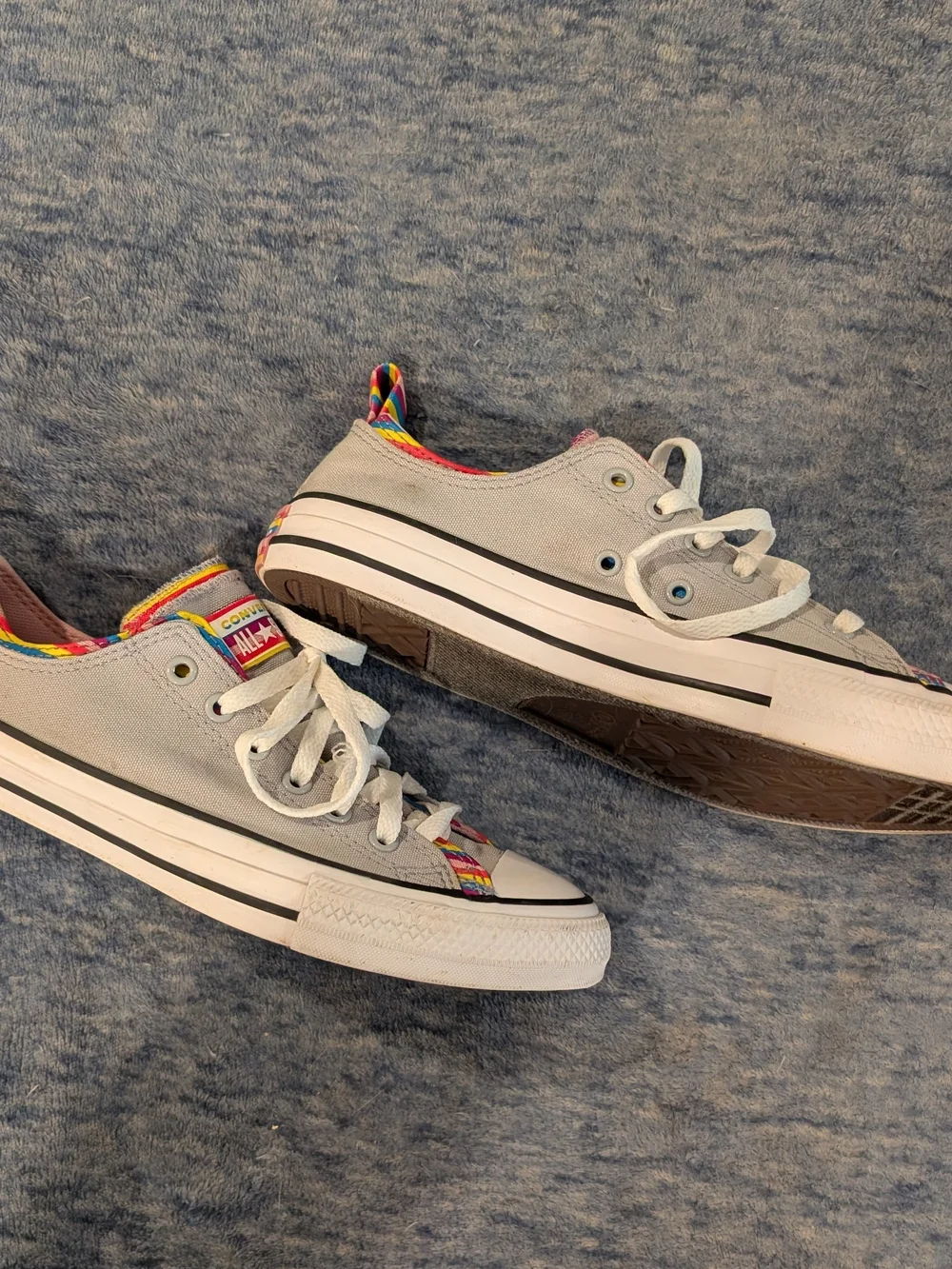 Converse Low Top Sneakers — Light Gray with Rainbow Trim